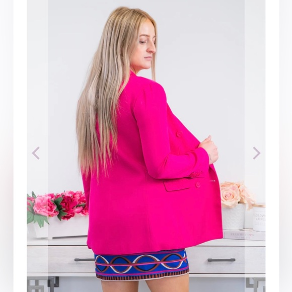 HOST PICK✨BNWT - ELLE WOODS BLAZER - HOT PINK - Picture 3 of 4